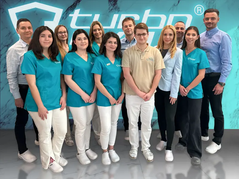 hajbeultetes-turbohair-csapatunk TurboHair Medical hajbeültetés munkatársak